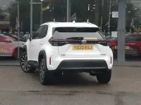 Used Toyota Yaris Hybrid Design 116 HP (85 kW) 2022 White Estate
