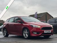 Used Ford Focus Zetec 120 HP (88 kW) 2015 Red Hatchback