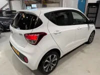 Used Hyundai i10 67 HP (49 kW) 2019 White Hatchback