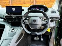 Used Peugeot Rifter Access 131 HP (96 kW) 2024 Green MPV