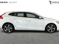 Used Volvo V40 R-Design 122 HP (89 kW) 2016 White Hatchback