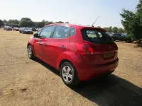 Used Kia Venga 90 HP (66 kW) 2012 Red Hatchback