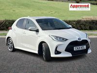 Second-hand Toyota Yaris Hybrid Design 2021 Alb Hatchback