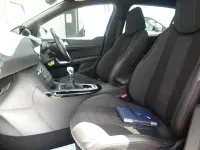 Used Peugeot 308 GT-line 129 HP (94 kW) 2018 Blue Hatchback