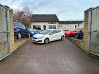 Używany Kia Ceed 134 KM (98 kW) 2016 Biały Hatchback