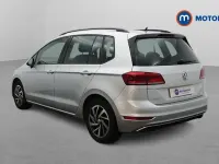 Używany VW Golf VII Match 131 KM (96 kW) 2019 Srebrny Hatchback