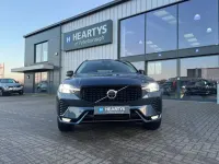 Usado Volvo XC60 Ultra 250 HP (183 kW) 2025 Azul SUV