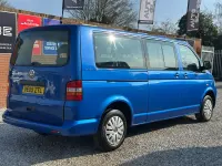 Second-hand VW Transporter SE 104 CP (76 kW) 2005 Albastru Van