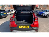 Second-hand Renault Captur Evolution 143 CP (105 kW) 2024 Negru SUV