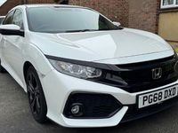 Used Honda Civic SR 126 HP (92 kW) 2019 White Hatchback