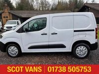 Used Peugeot Partner Premium 131 HP (96 kW) 2023 White MPV