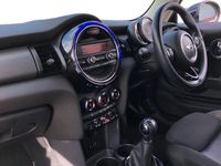 Used Mini Cooper Chili 136 HP (100 kW) 2017 White Hatchback