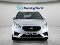 Begagnad MG MG3 Exclusive 105 HK (77 kW) 2022 Vit Halvkombi