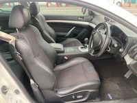 Used Nissan Skyline S 2008 White Coupe