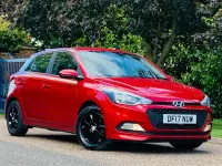 Used Hyundai i20 SE 84 HP (61 kW) 2017 Red Hatchback