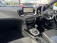 Used Kia Ceed GT-Line 158 HP (116 kW) 2022 Orange Hatchback