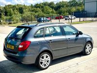 Used Skoda Fabia Elegance 105 HP (77 kW) 2012 Grey Estate