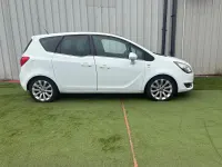 Used Vauxhall Meriva 2014 White MPV