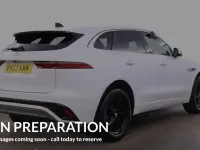 Begagnad Jaguar F-Pace R-Dynamic 2022 Vit SUV