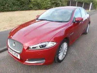 Used Jaguar XF Luxury 200 HP (147 kW) 2015 Red Sedan