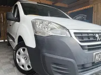 Used Peugeot Partner 98 HP (72 kW) 2018 White