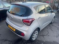 Used Hyundai i10 SE 66 HP (48 kW) 2017 Silver Hatchback
