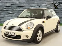 Used Mini Cooper D Hatch 2013 White Hatchback