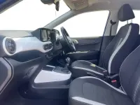 Used Hyundai i10 Premium 66 HP (48 kW) 2022 Brass Hatchback