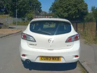 Used Mazda 3 105 HP (77 kW) 2013 White Hatchback