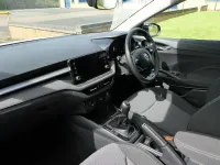 Used Skoda Fabia Colour Edition 59 HP (43 kW) 2024 Moon white metallic black magic pearl effect Hatchback