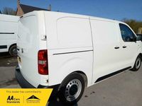 Usado Vauxhall Vivaro S 100 CV (73 kW) 2022 Blanco Monovolumen