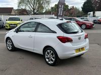 Used Vauxhall Corsa 75 HP (55 kW) 2016 White Hatchback