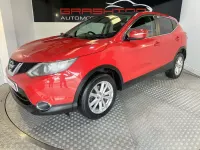 Used Nissan Qashqai Acenta Premium 128 HP (94 kW) 2014 Red SUV