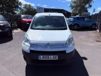Used Citroën Berlingo 75 HP (55 kW) 2009 White MPV