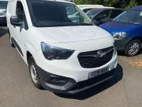 Used Vauxhall Combo Edition 100 HP (73 kW) 2019 White MPV