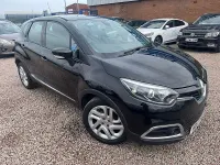 Second-hand Renault Captur Dynamique 90 CP (66 kW) 2017 Negru SUV
