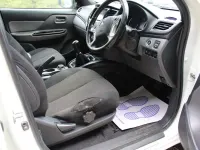 Used Mitsubishi L200 2018 White Pickup