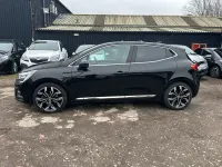 Używany Renault Clio V Techno 145 KM (106 kW) 2023 Czarny Hatchback