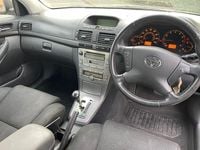 Used Toyota Avensis T4 2004 Gold Sedan