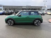 Ny Mini Cooper Exclusive 2026 Grön Halvkombi