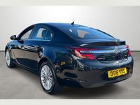 Used Vauxhall Insignia Design Edition 134 HP (98 kW) 2016 Black Hatchback