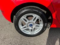 Used Ford Fiesta Style 82 HP (60 kW) 2014 Red Hatchback