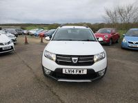 Used Dacia Sandero Lauréate 2014 White Hatchback