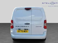 Used Peugeot Partner 129 HP (94 kW) 2025 White MPV