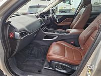 Used Jaguar F-Pace Supercharged 380 HP (279 kW) 2016 Gold SUV