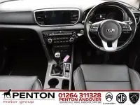 Usado Kia Sportage 136 HP (100 kW) 2020 Vermelho SUV