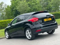 Used Ford Focus Zetec 125 HP (91 kW) 2016 Black Hatchback