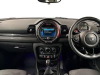 Used Mini Cooper Clubman 134 HP (98 kW) 2018 White Estate
