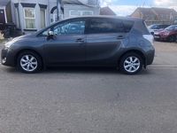 Used Toyota Verso 112 HP (82 kW) 2016 Grey MPV