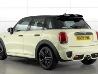 Used Mini Cooper S Hatch 192 HP (141 kW) 2018 White Hatchback
